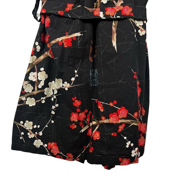 Black Japanese Cherry Blossom Print Short Robe With Belt Size Small/Medium - Picture 9 of 11